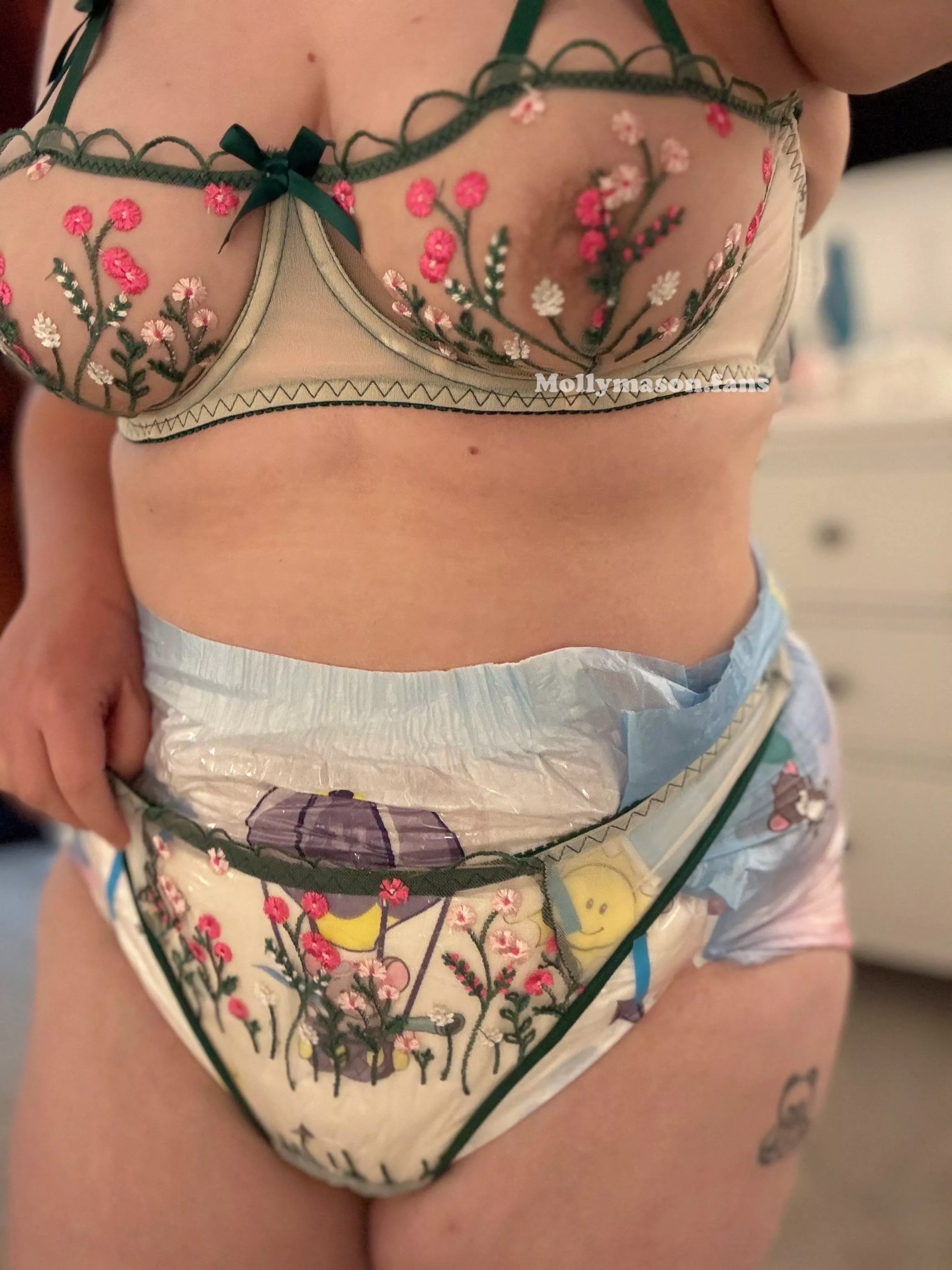 Lingerie and diapers is my favorite game of playing pretend. ‘Lets pretend to be a big girl’ 🤭 posted by Mollymason_abdl