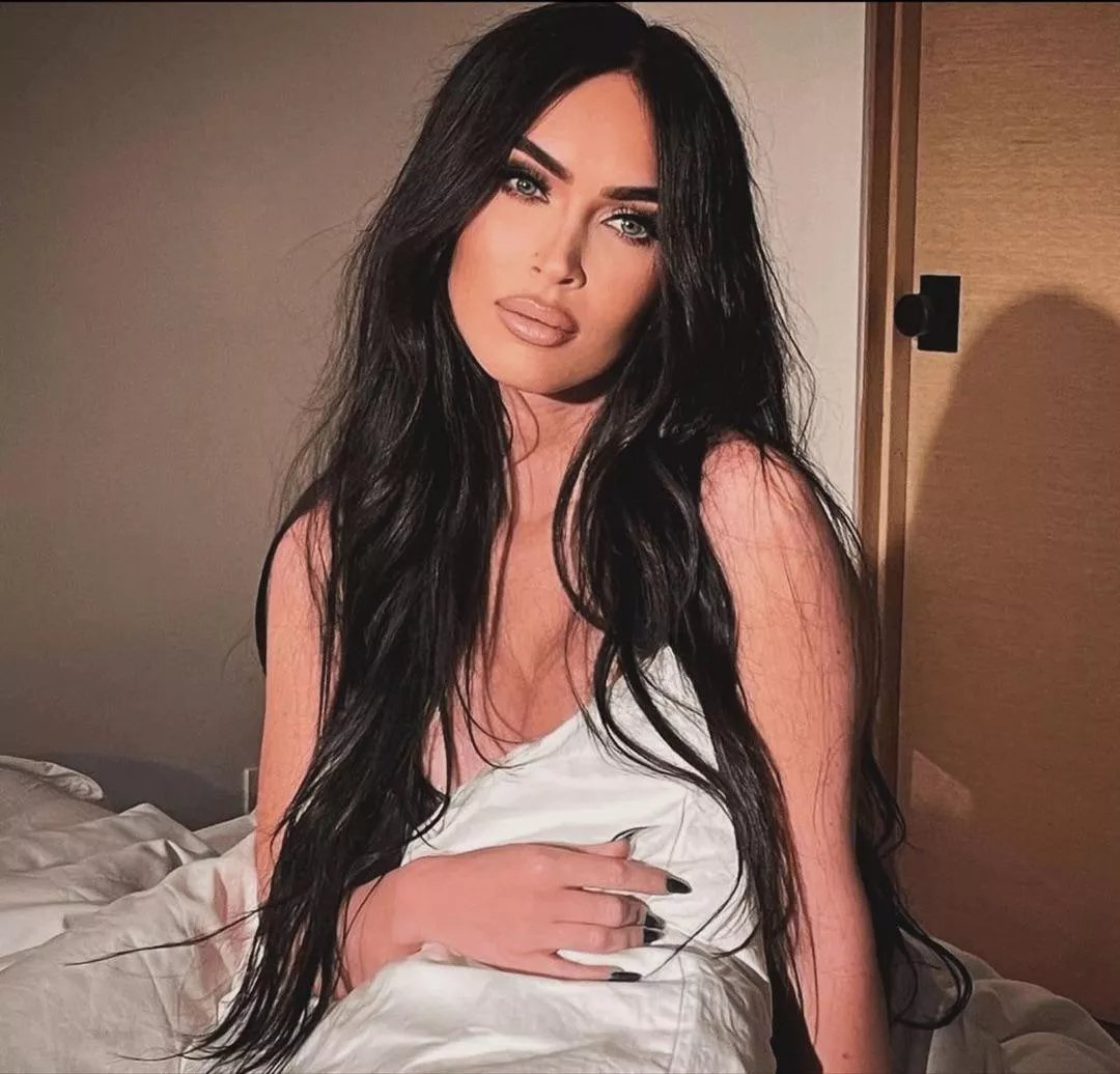 Megan Fox gives me cravings. posted by AsperaPrime