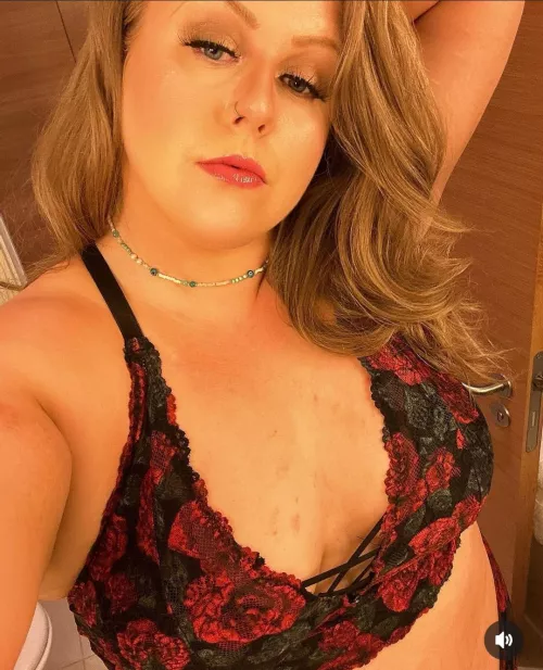 Piper Niven by RayLoco82