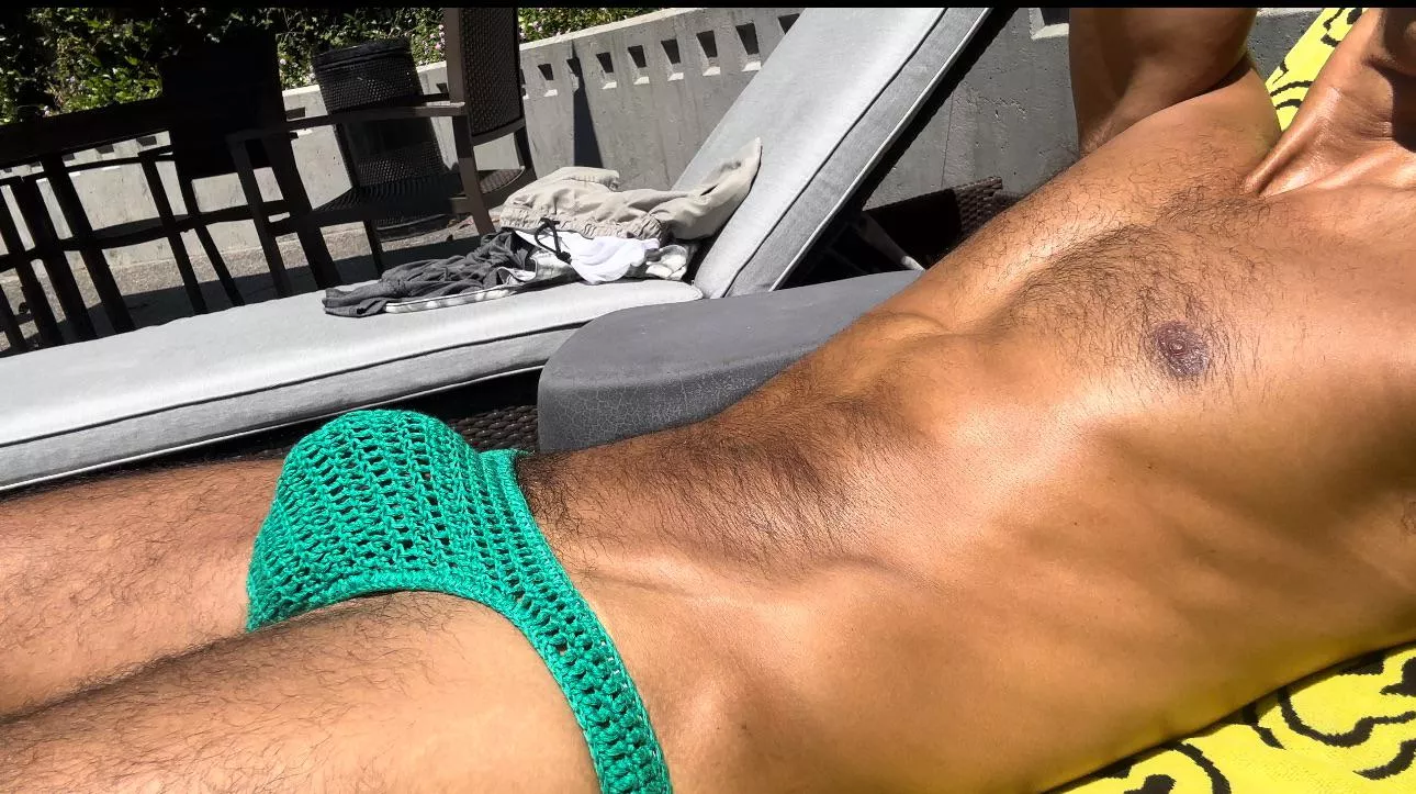 Tanning sessions  posted by jluis2024