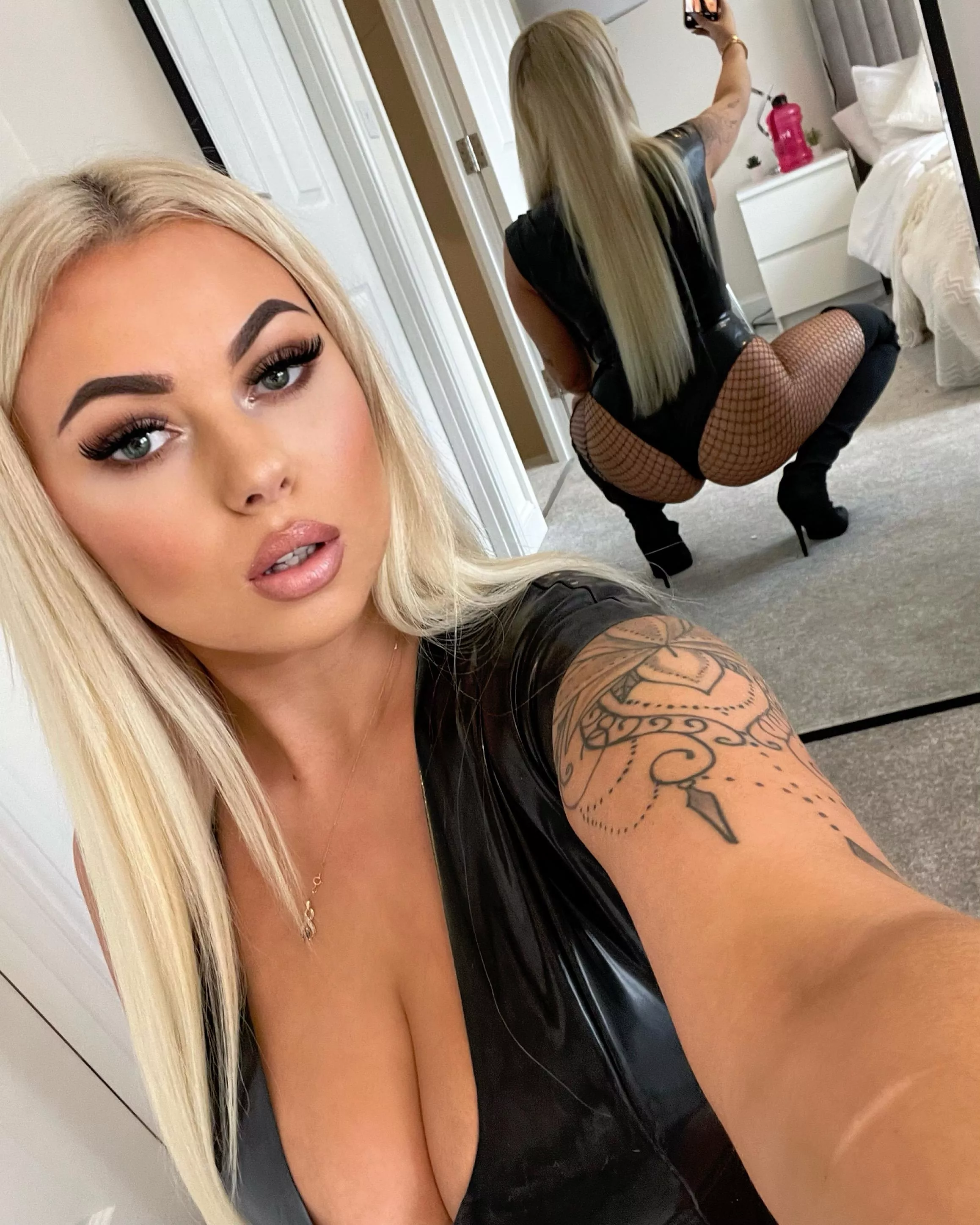 What caught your attention first posted by AmirahLeiaUK