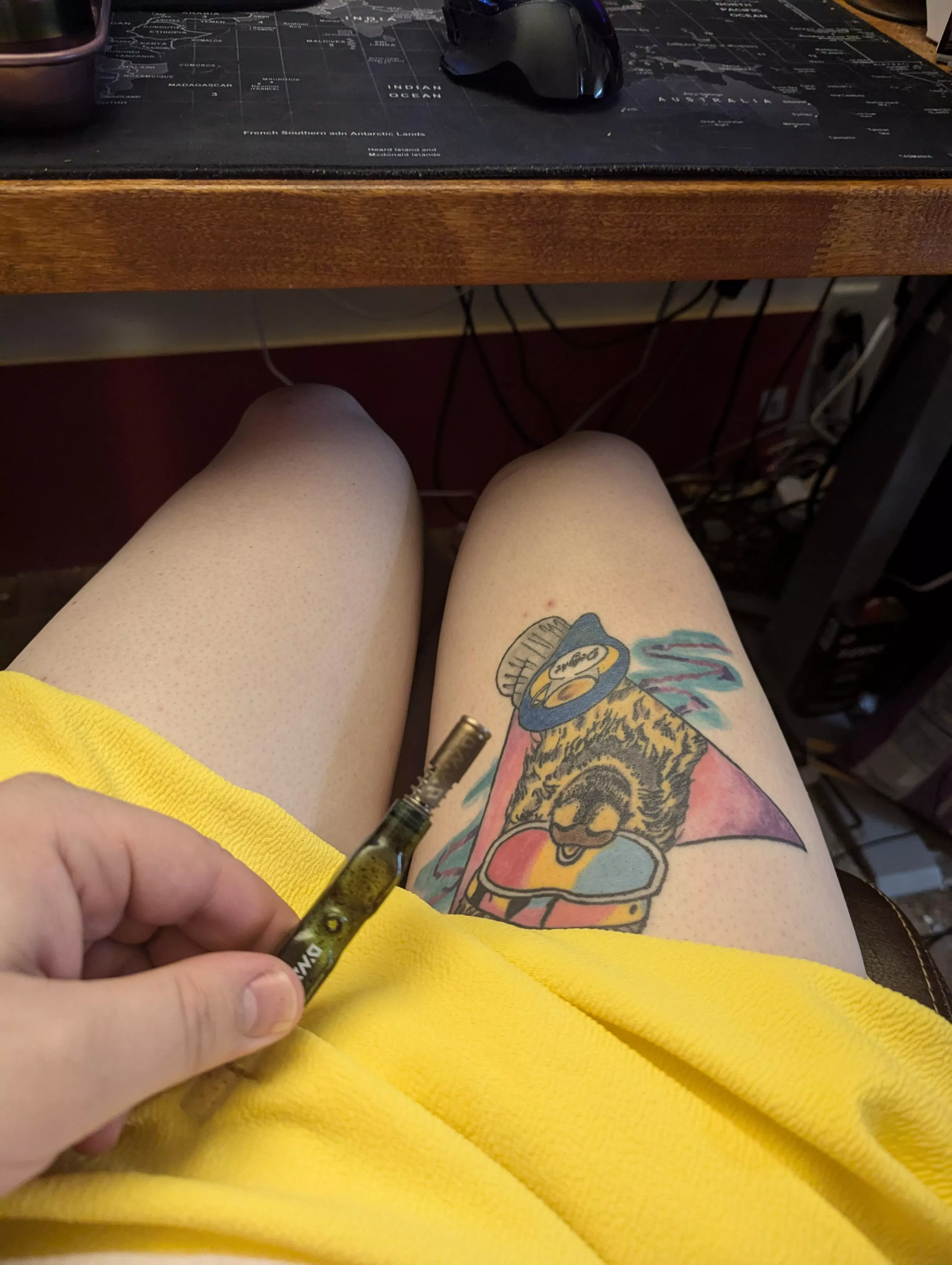 Who wants a puff? 💋 (Nb) posted by fUnnybUnnyflcl