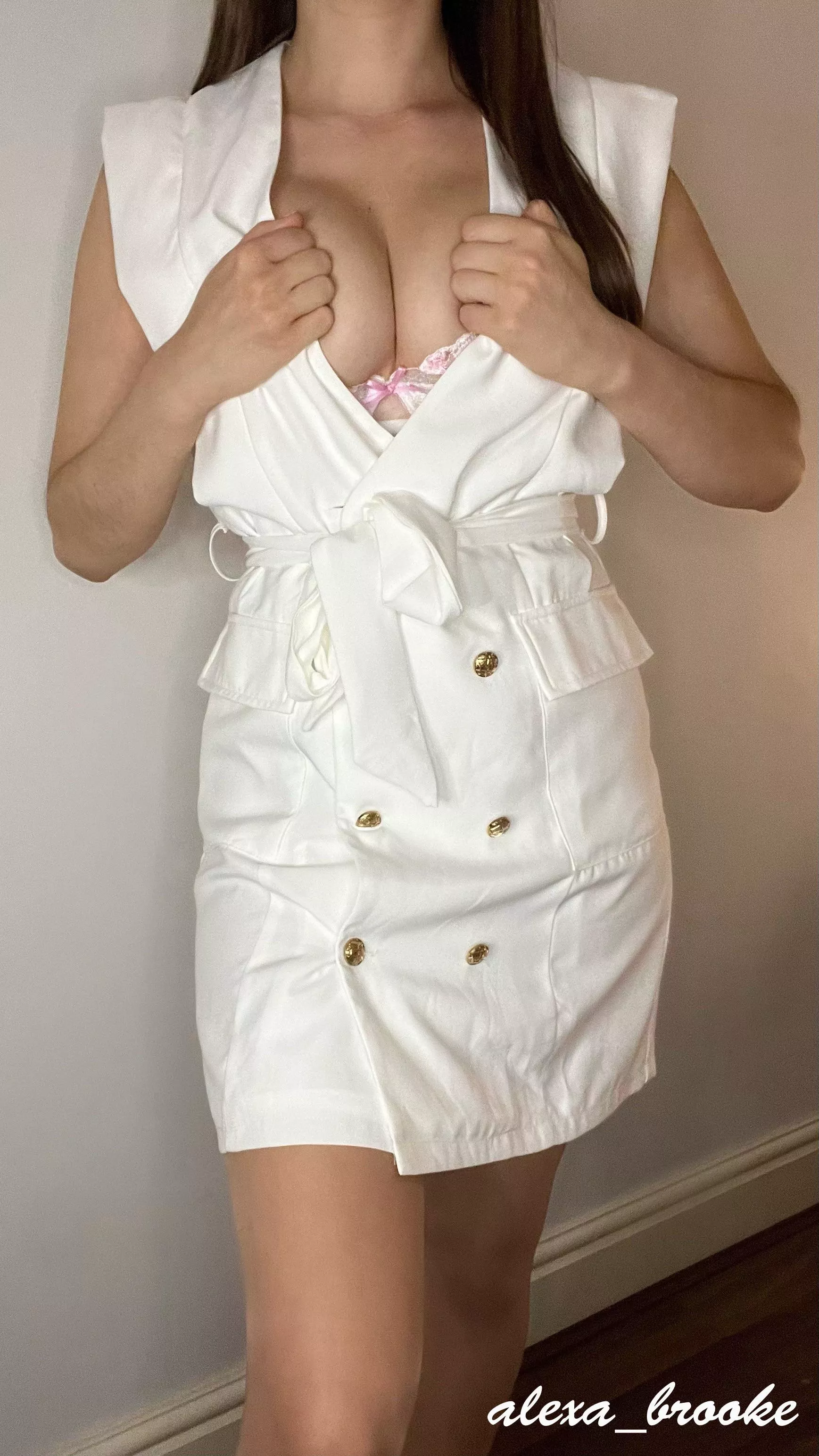 A little tease before I head out for the day posted by alexa_brooke