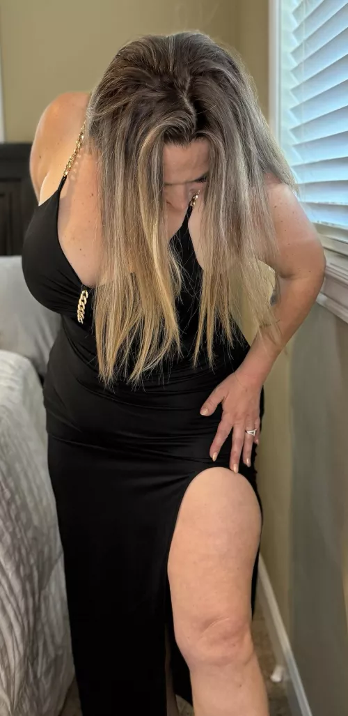 Almost never wear a bra by Mskd_Mistress