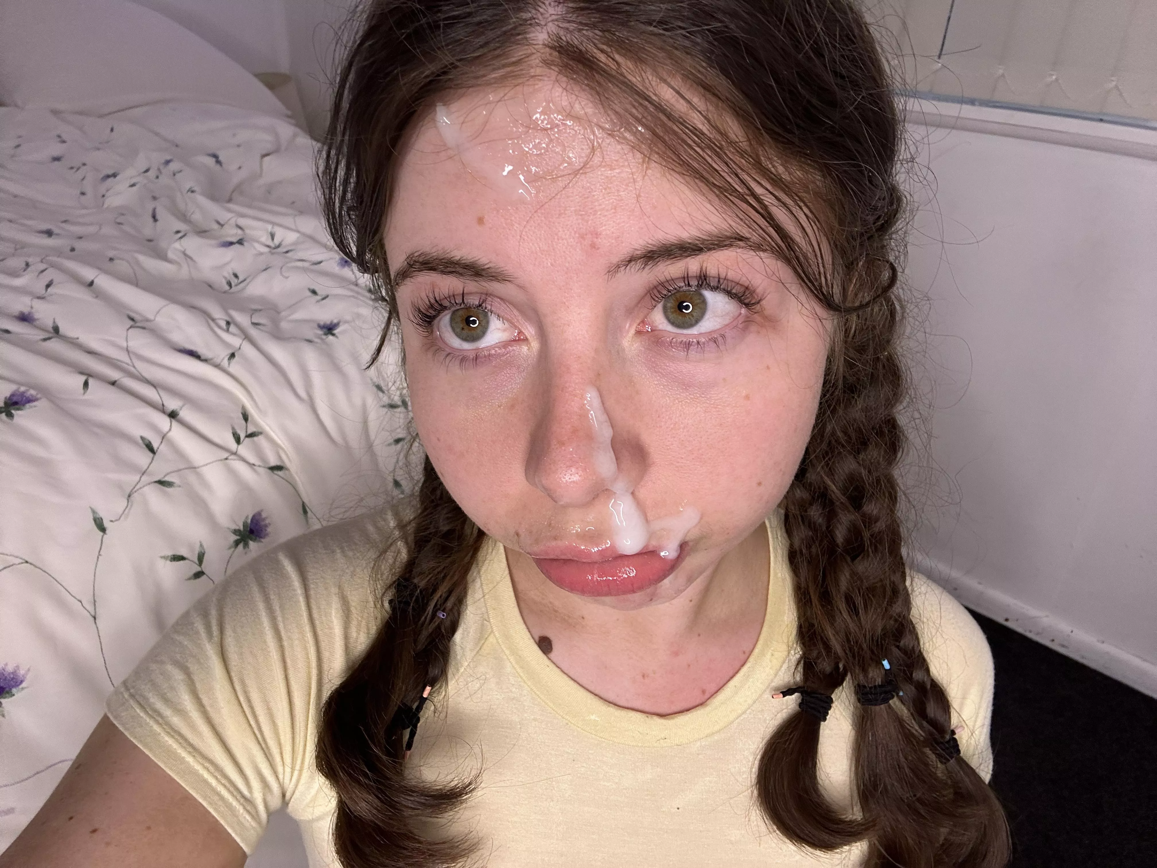 i feel so much prettier with jizz on my face
 posted by CollaterLDamage