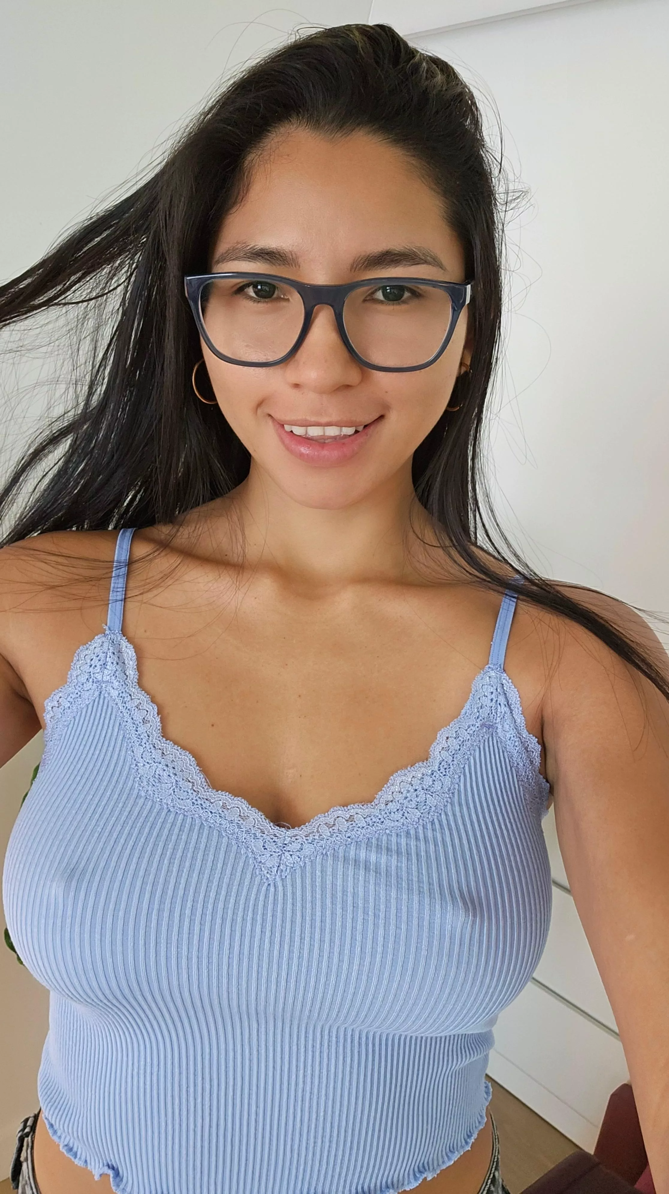 I felt like skipping the bra today posted by baddiexgirl