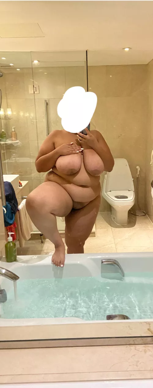 I showed my best friend my Reddit account and the pictures. F21 with 44 H titts by Public_Use_06