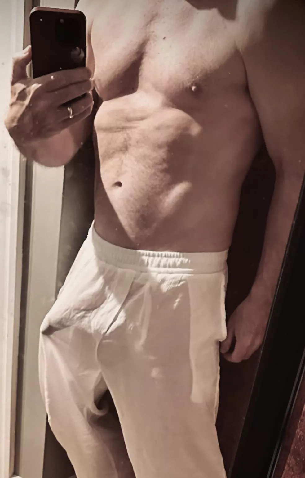 Is this acceptable attire for hosting visitors? (53) posted by osprey333