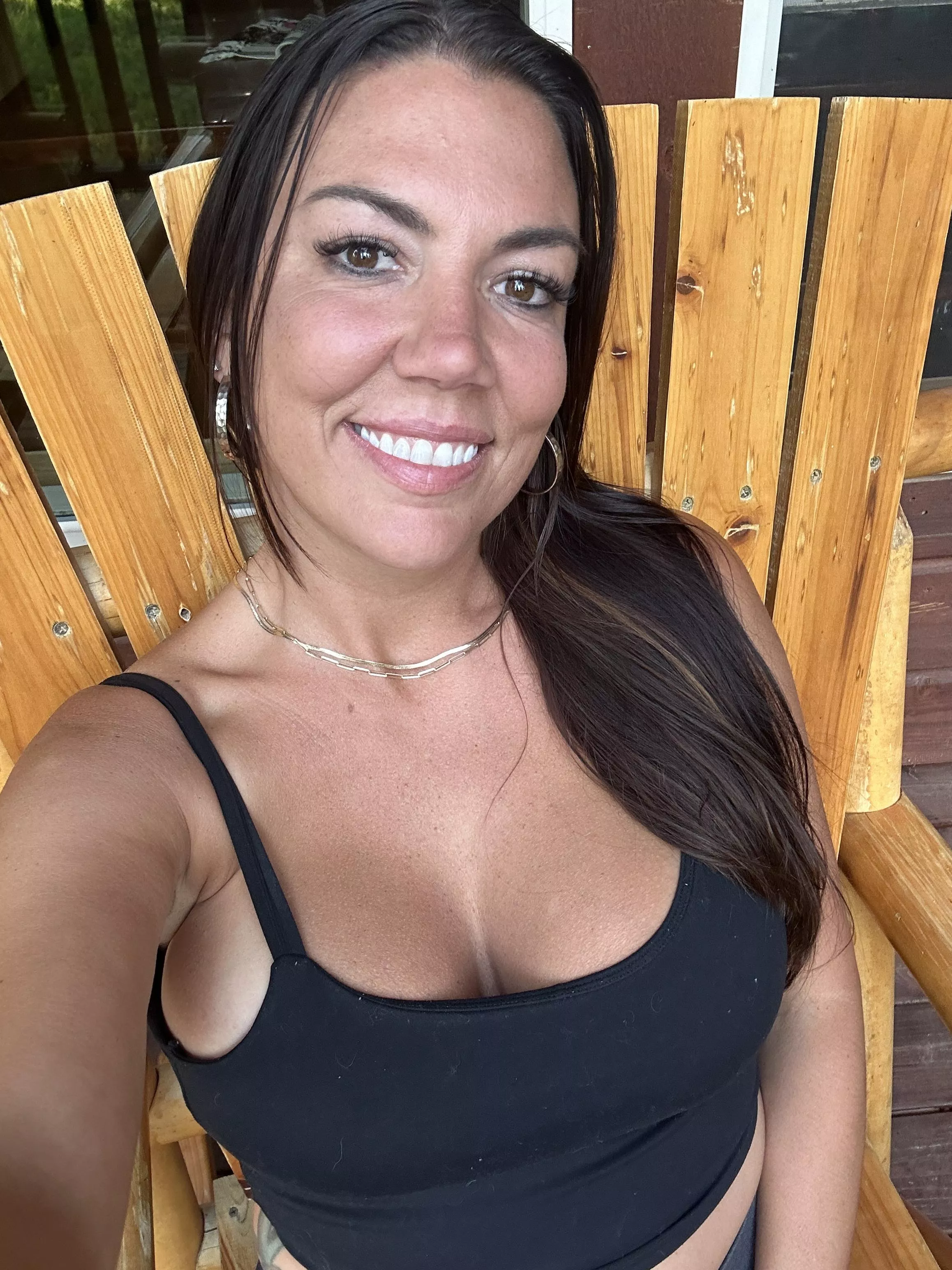 Just me and my big cleavage posted by IssyNoir_