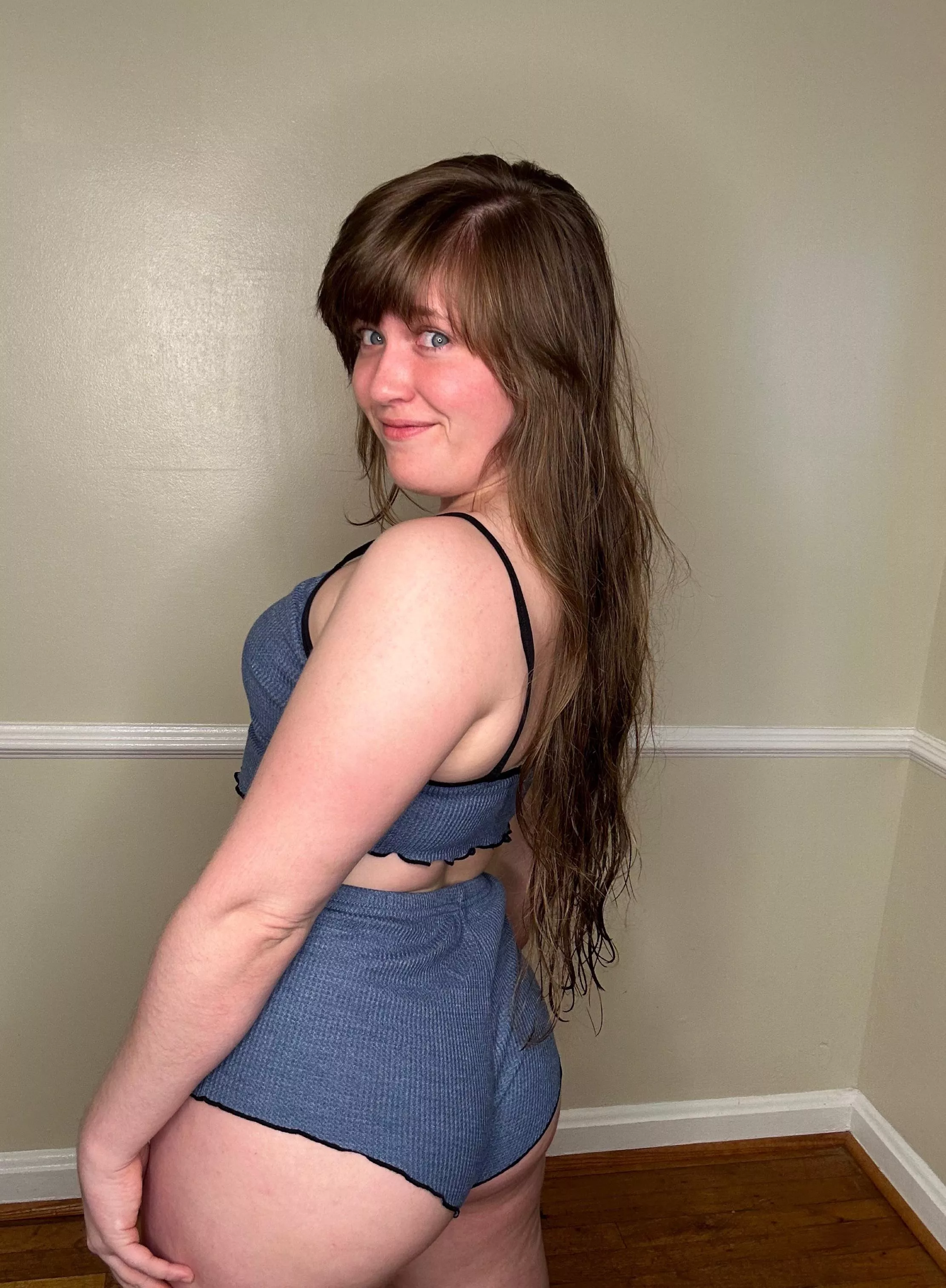 Leg day [f] posted by SorrryCharlie