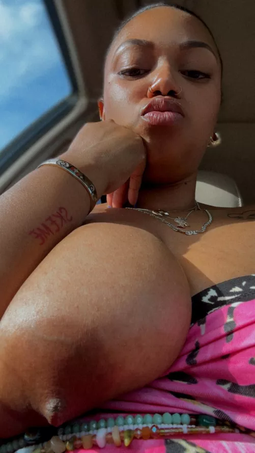 nip slip in traffic  by Callmeurgoddess