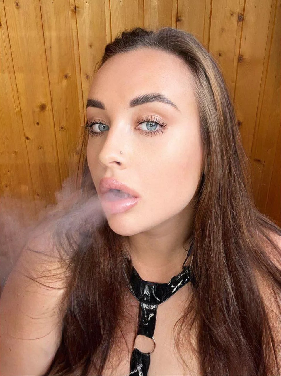 Smokey kiss anyone? posted by blossoms_booty