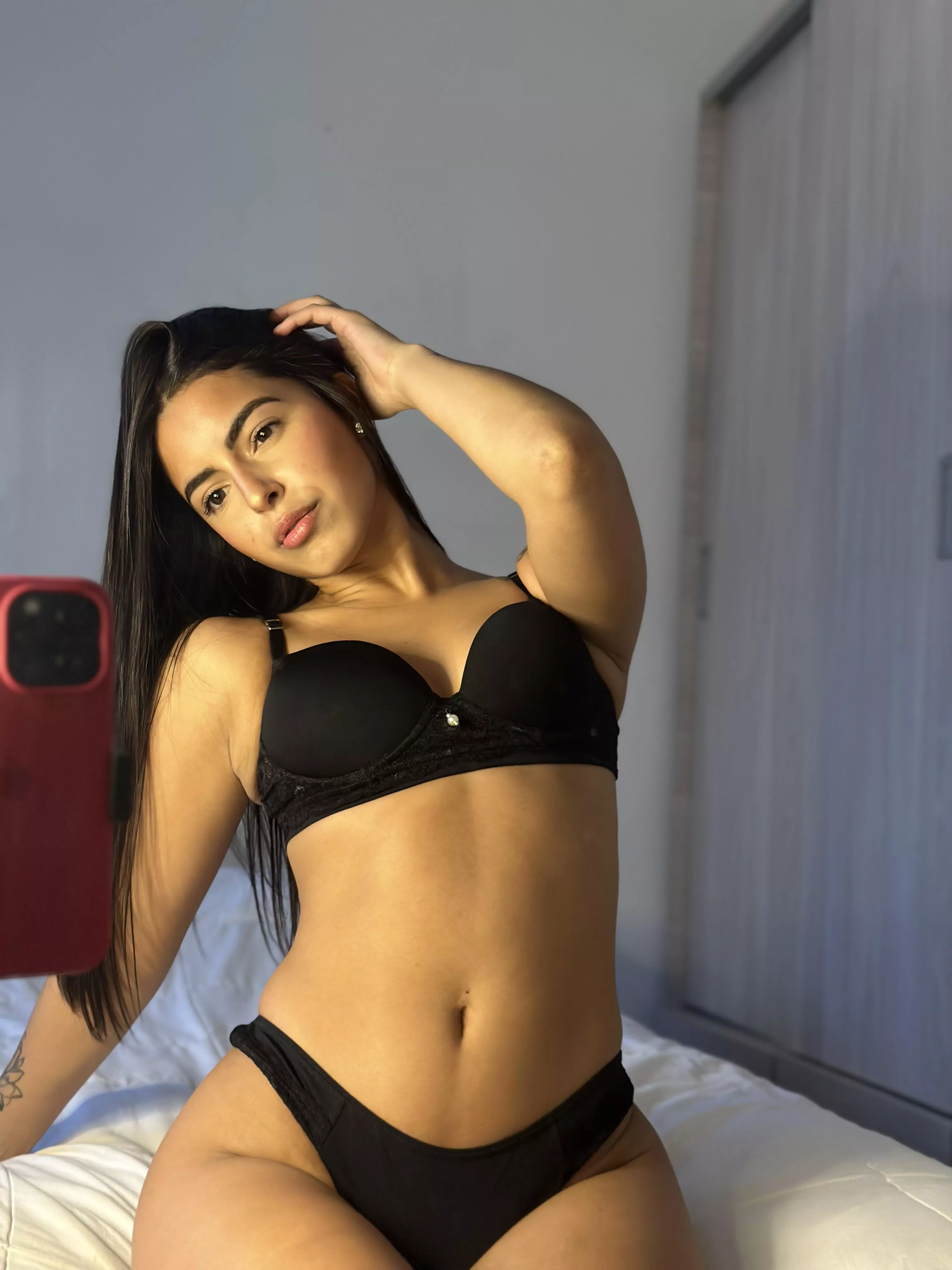 stretching out before you stretch me out (: posted by zkcomputer200