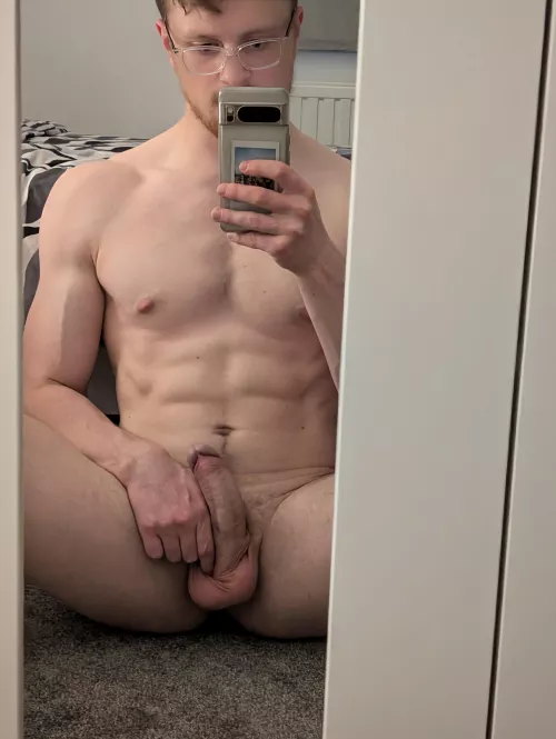 Who wants a seat 🙋🏼‍♂️ by rotanmaj