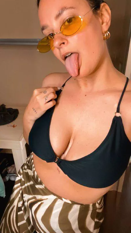 With the tongue out waiting for your load  posted by w_queen