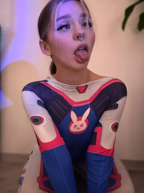 you're willing to play with me all night, aren't you [F] by HotnessAdorableQueen