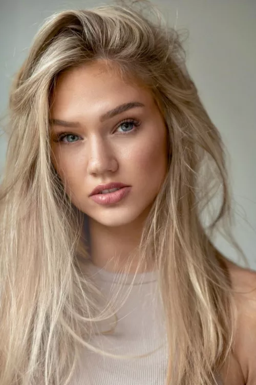 Amber Black by TermiteKiller954