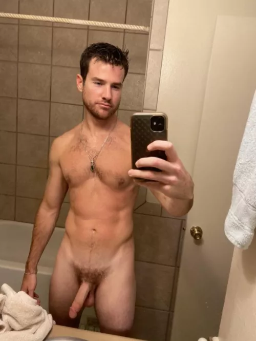 Bust on first date?  by APEKINGSILVERBACK