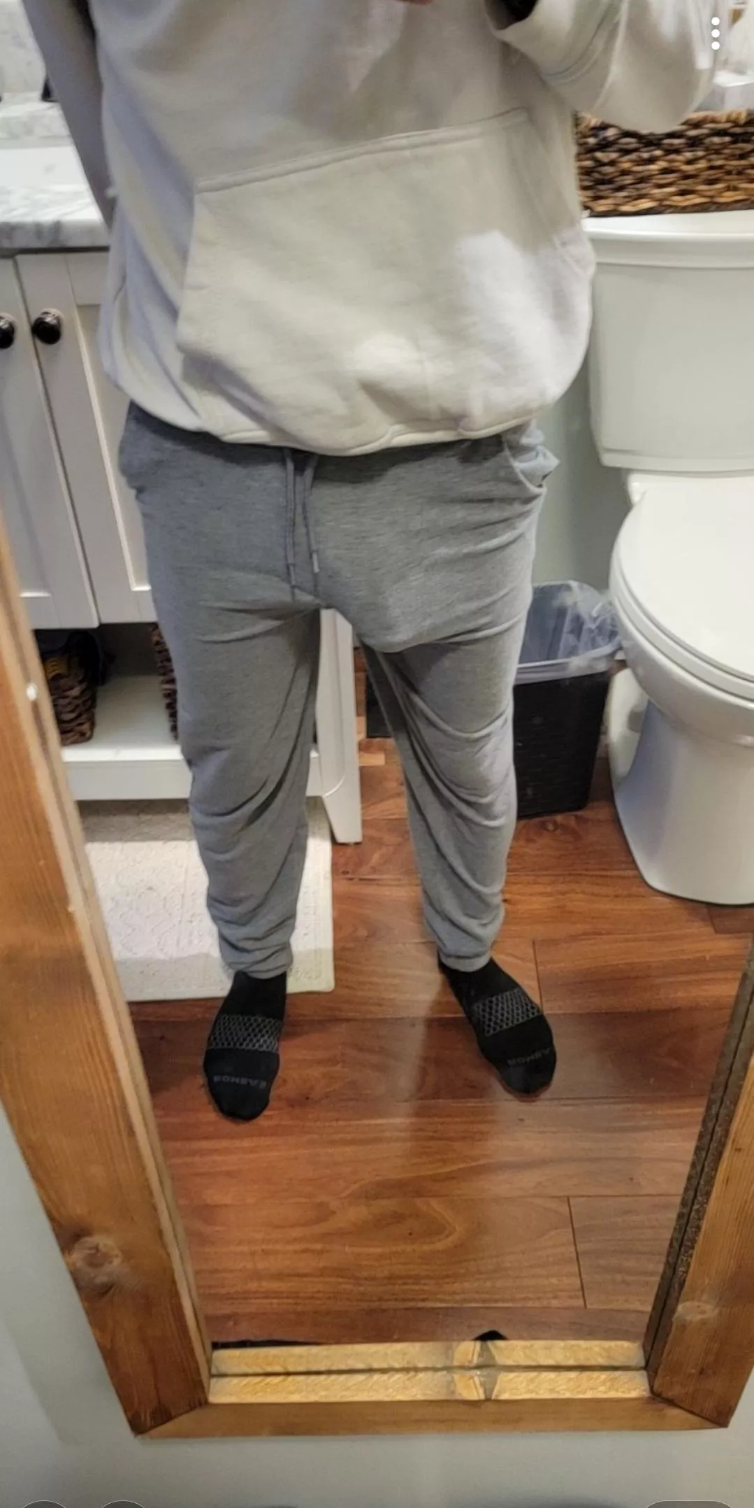 Good ol Grey sweats posted by Majestichorse6