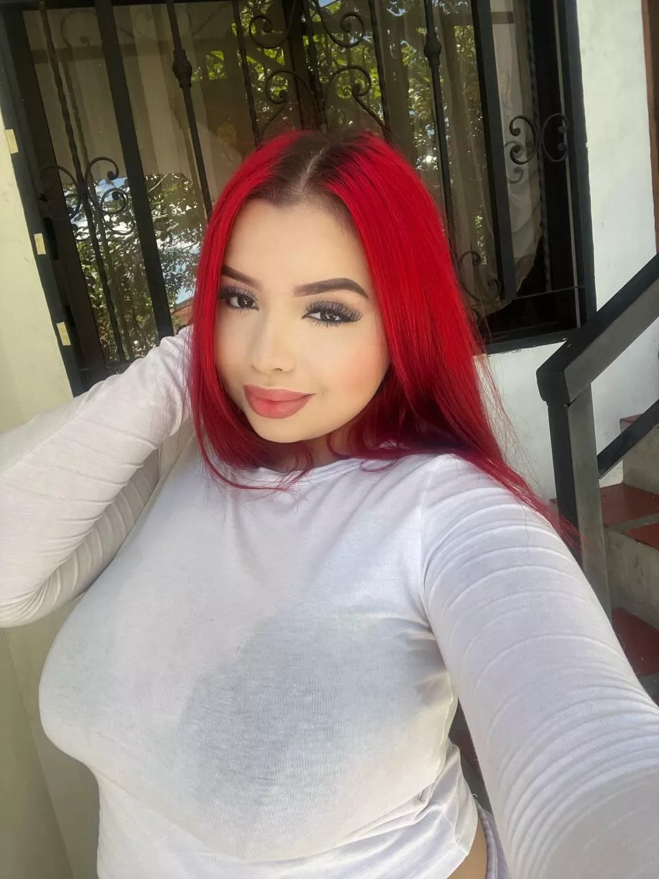 I need someone to date lol  posted by bountyhunter956