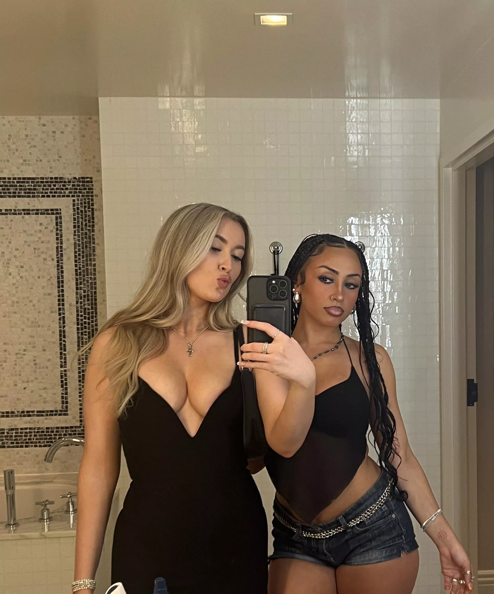 Left or right? posted by TheGreenGoliath_2