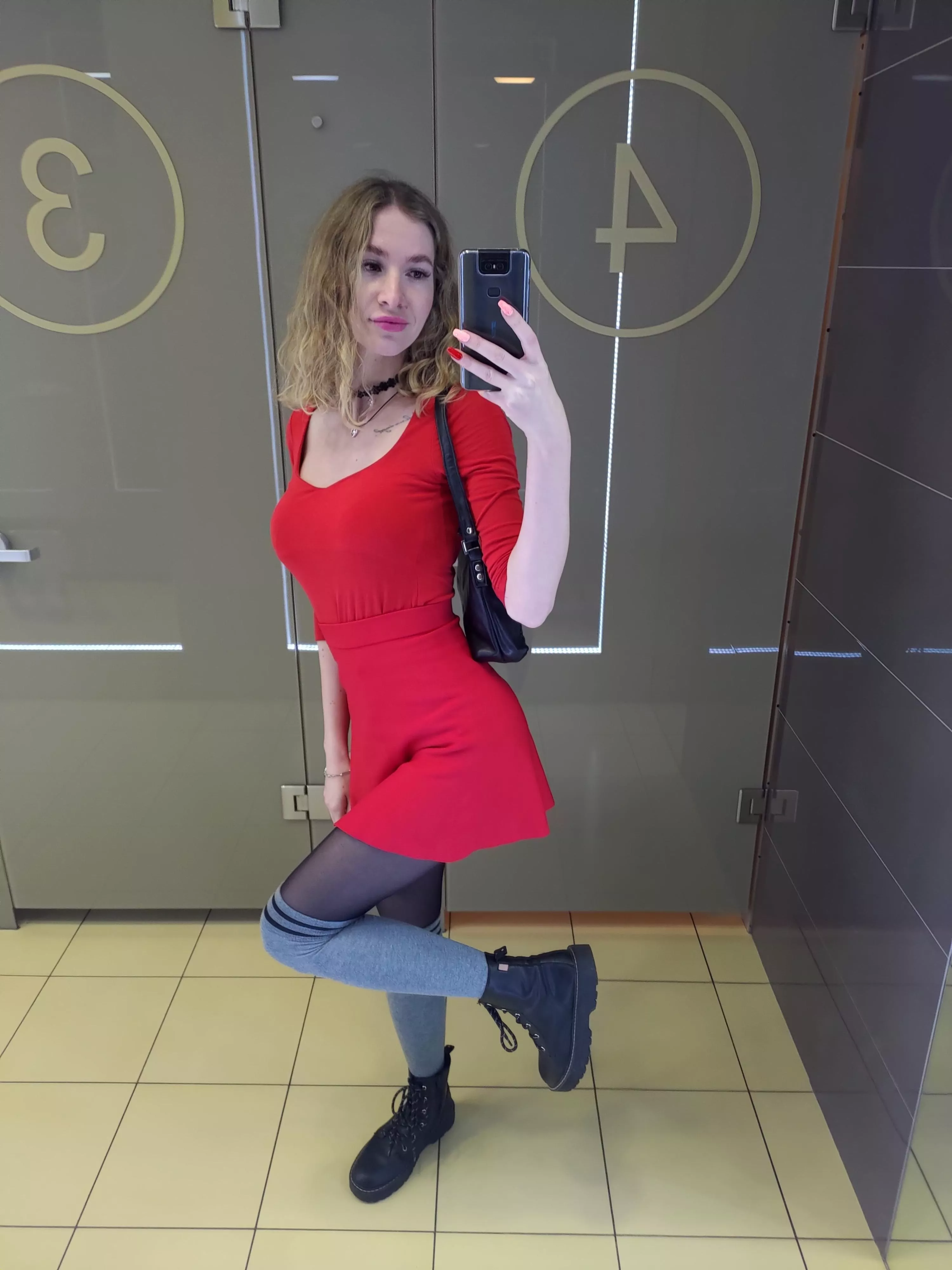 Tell me something I don’t know posted by bbygirl_olivia