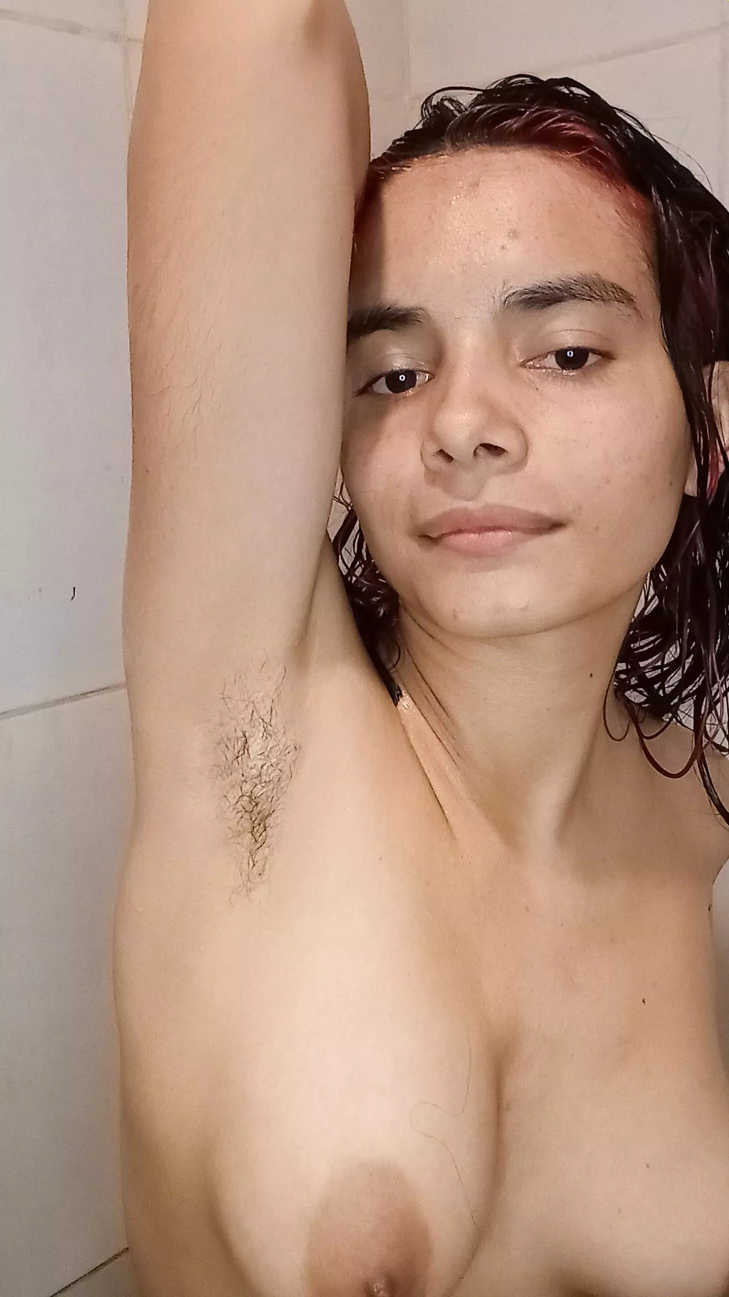 a nice hot bath 🔥 posted by rabbitabby09