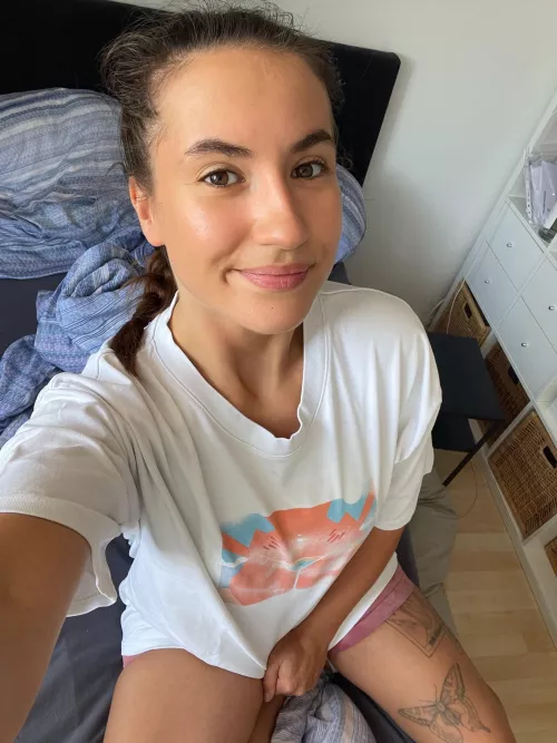 come to bed :)) by sweetlikehannah