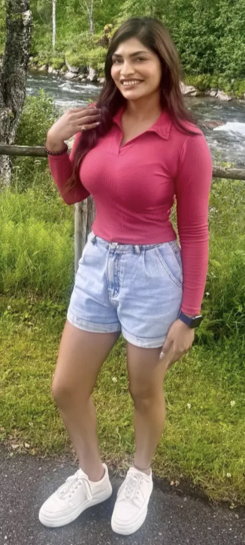 Gave that top a proper stretching by couchpotato_juli