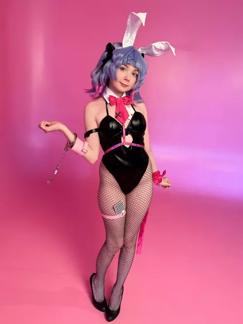 Hatsune Miku (Rabbit Hole) by Tanuki_tyan
 by tanuki_tyan