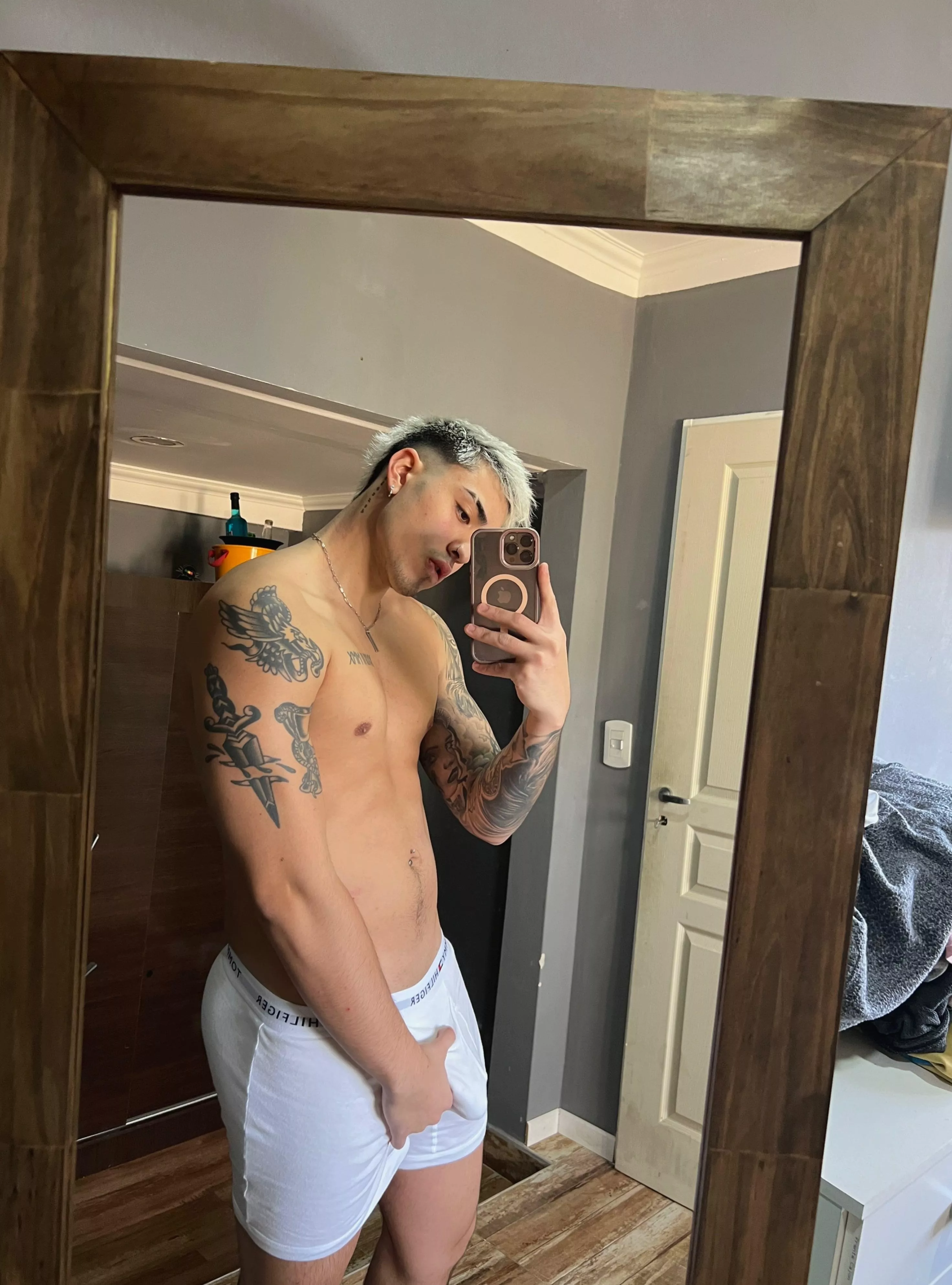 horny and wild posted by ZaynReed