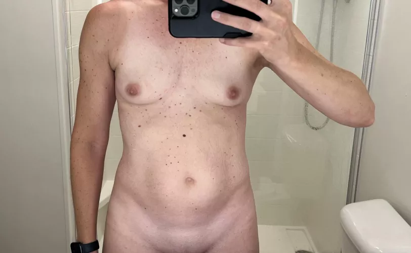 Hotel mirrors have good lighting! Tiny MILF tits in the mirror. by fansforfitnessnw