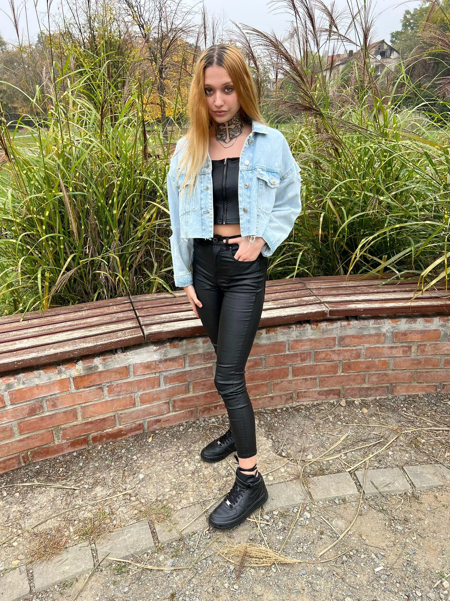 Let's make today unforgettable posted by Mystic-Aura_