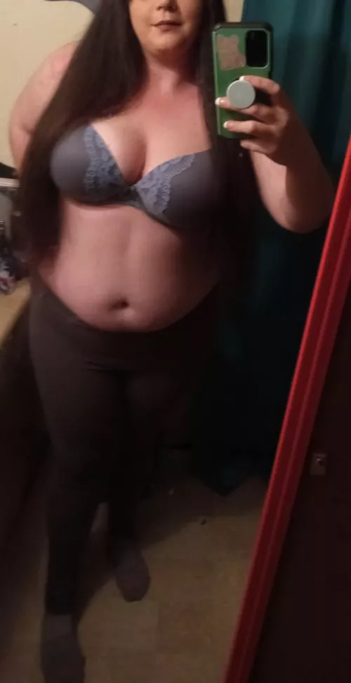 More encouragement from hubby leads to another pic 😋 by Empty_Hands6969