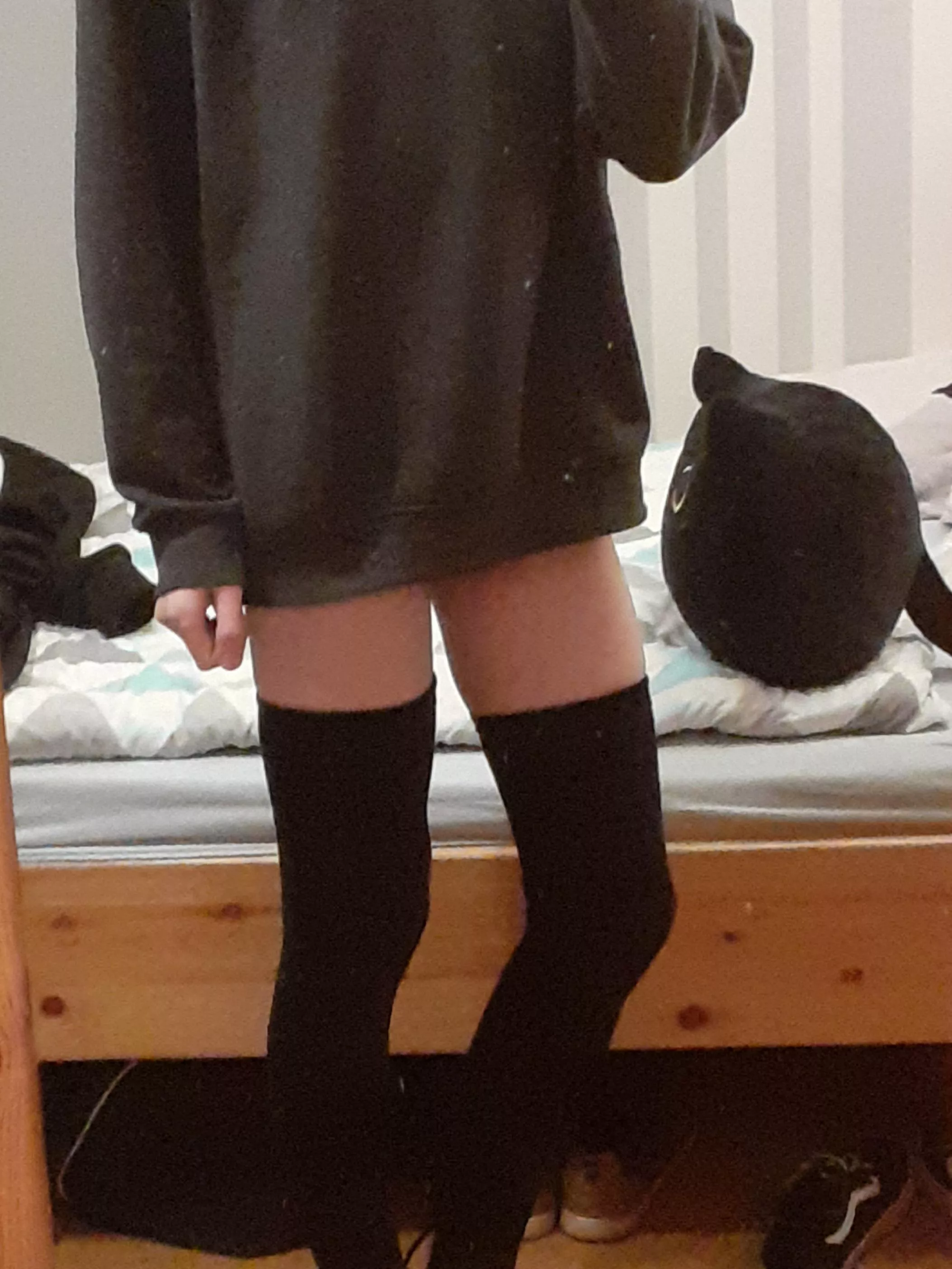 My normal shirt is enough to cover me already  posted by femicatt