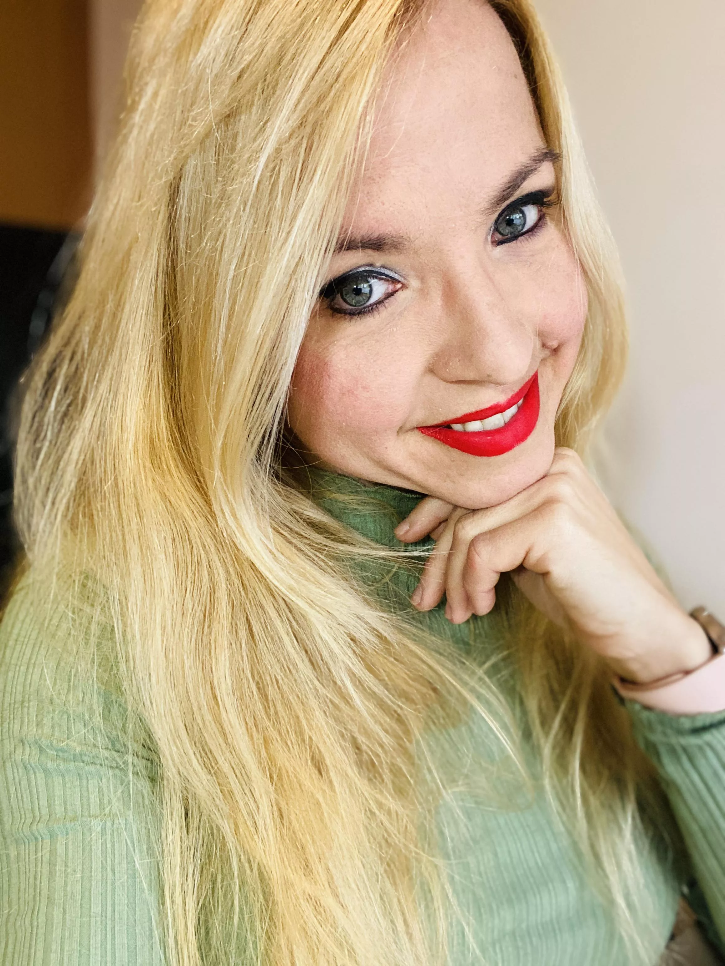 Ready for our first date? posted by DulcineaPink69