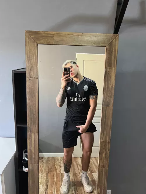 Ready to be teased? by ZaynReed