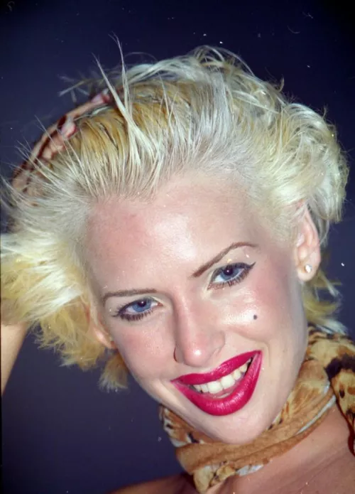 Sarenna Lee by Mysterious_Man_7777