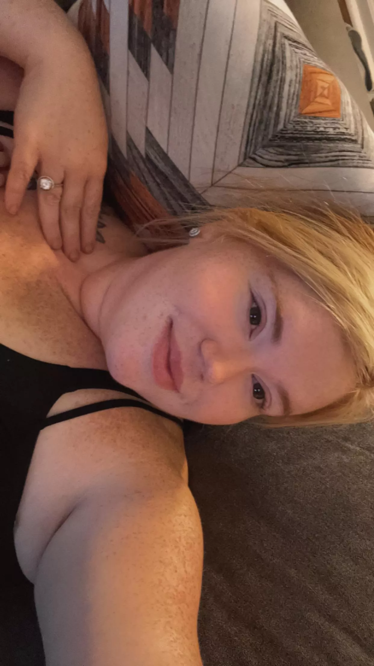 Snuggles😘 [IRTR] posted by Redsnapperr69