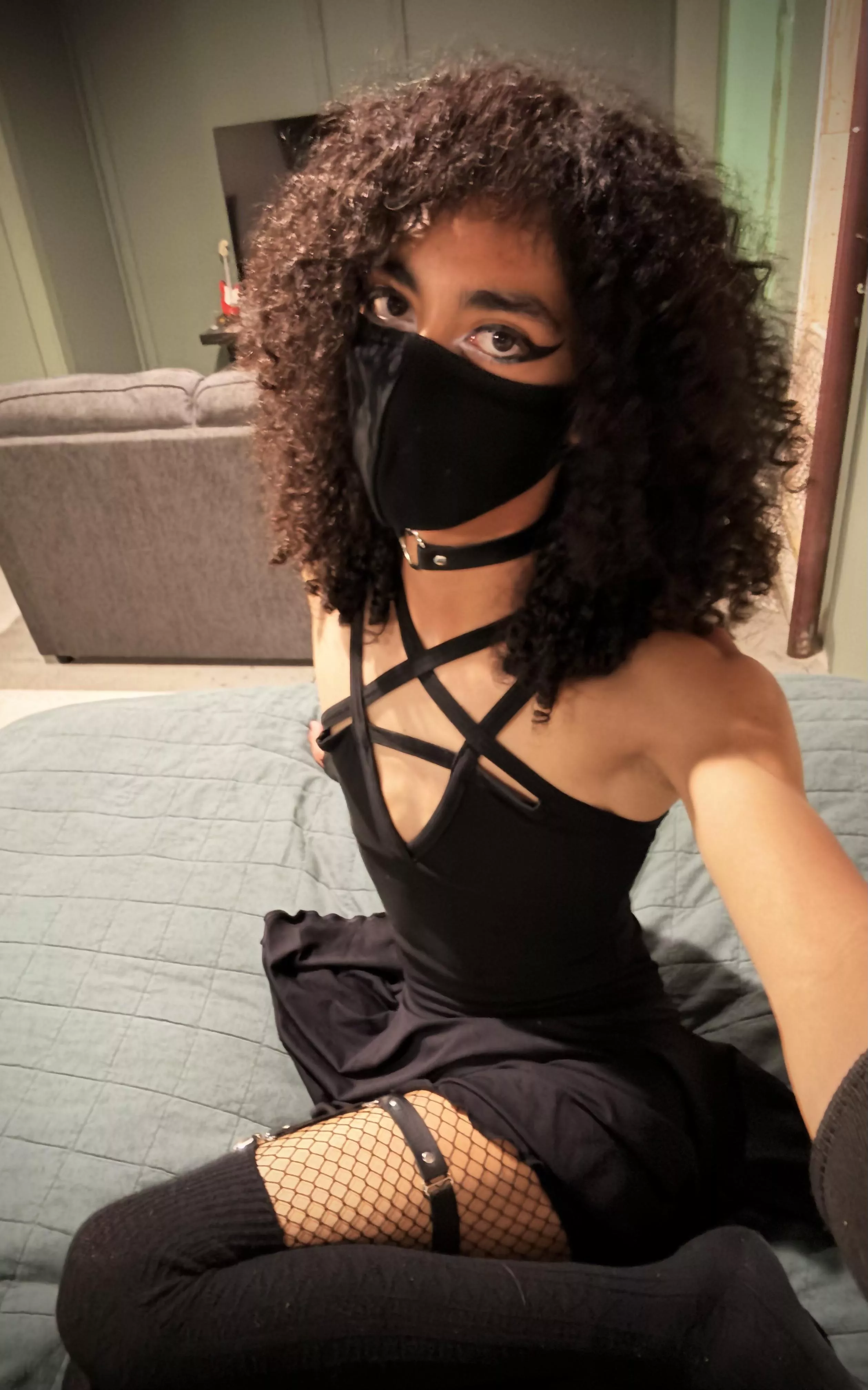 took a break but I’m back now.  posted by The_charbow