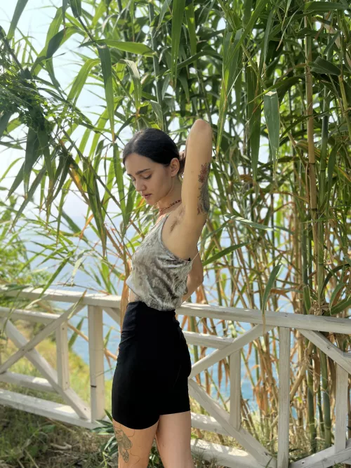 Yeah it's hairy but still beautiful  by youreyeshere