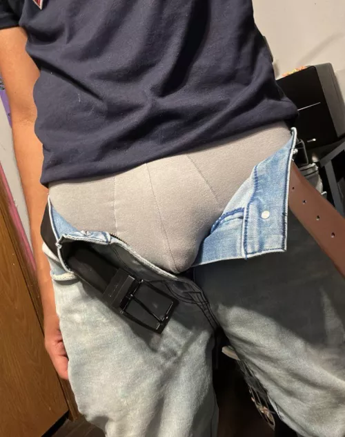 18 always horny by Hehe_05