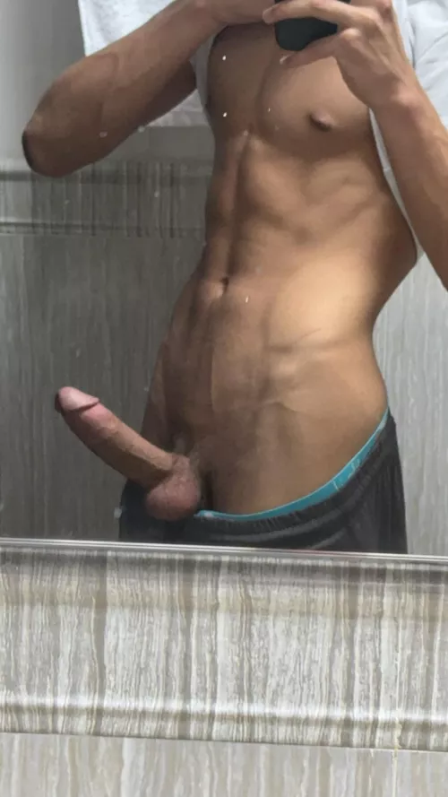 18, jerking for like the 5th time today by Sea_Hedgehog_936