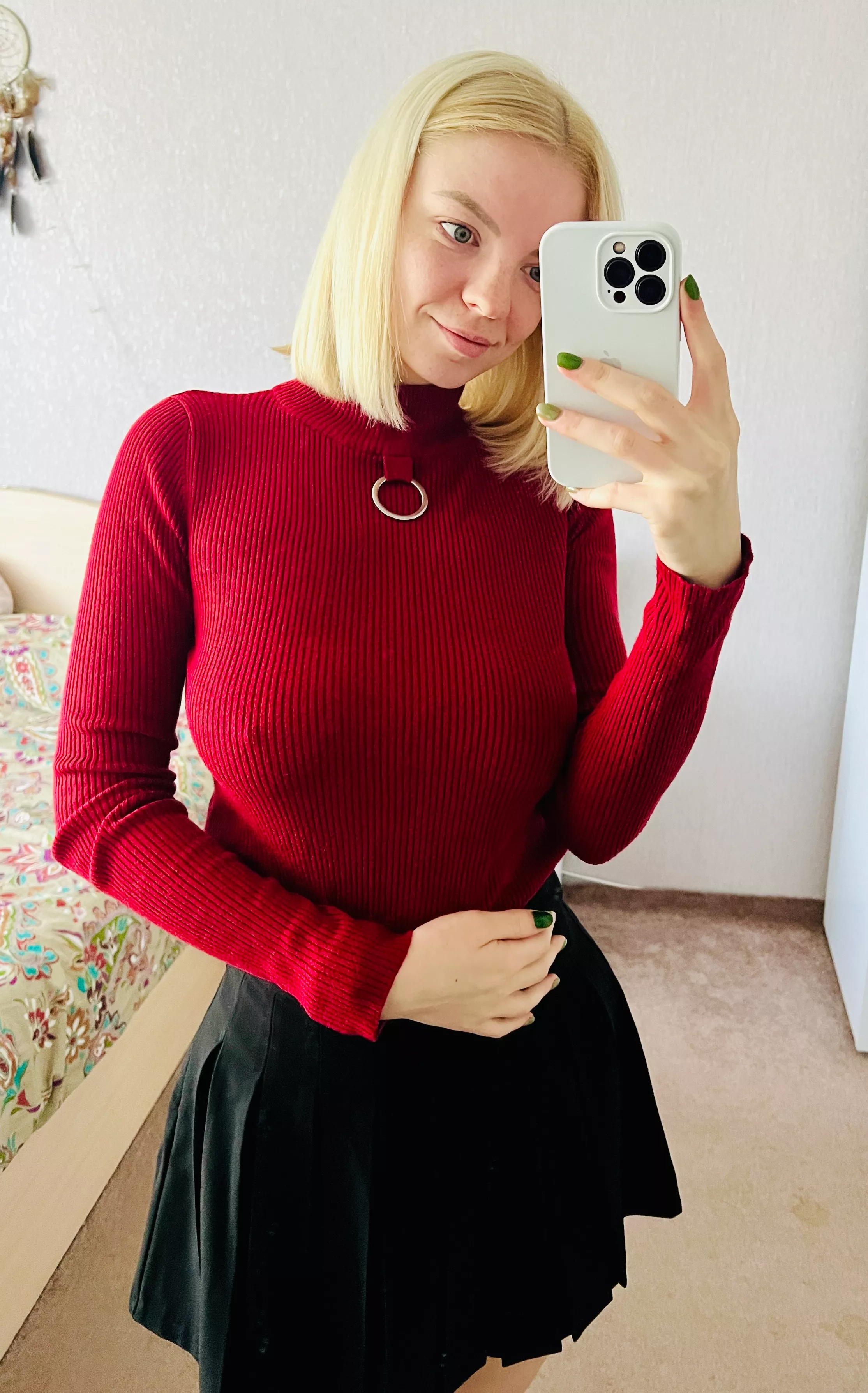 Going braless to catch your eye posted by No-Influence7221