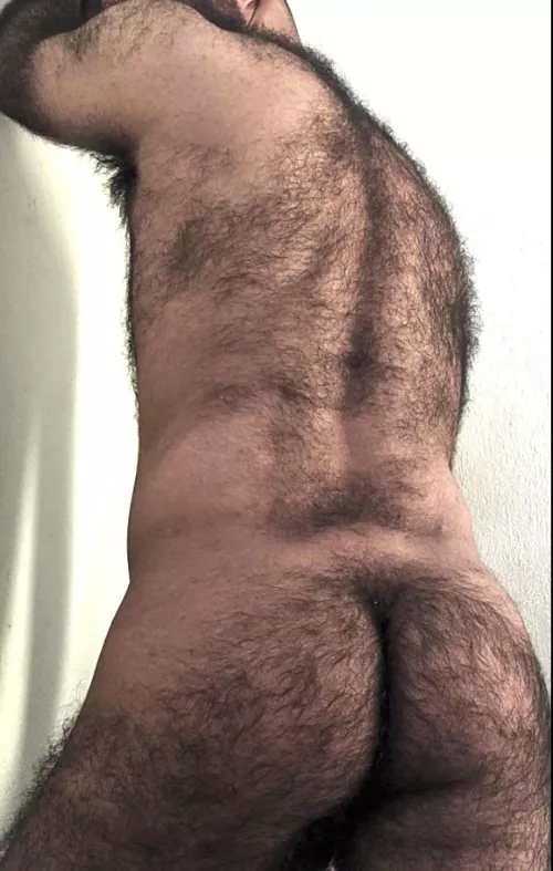 Good workout, bro. What say we skip the showers and head back to my place for some musky sweaty fun instead? by gym-fur