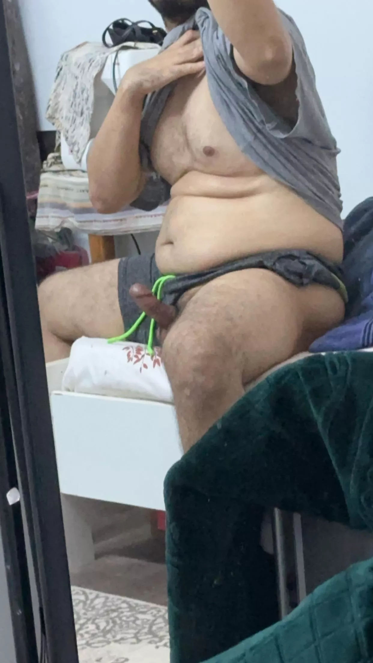 Hey there 👋 posted by Lovechubbyboy235