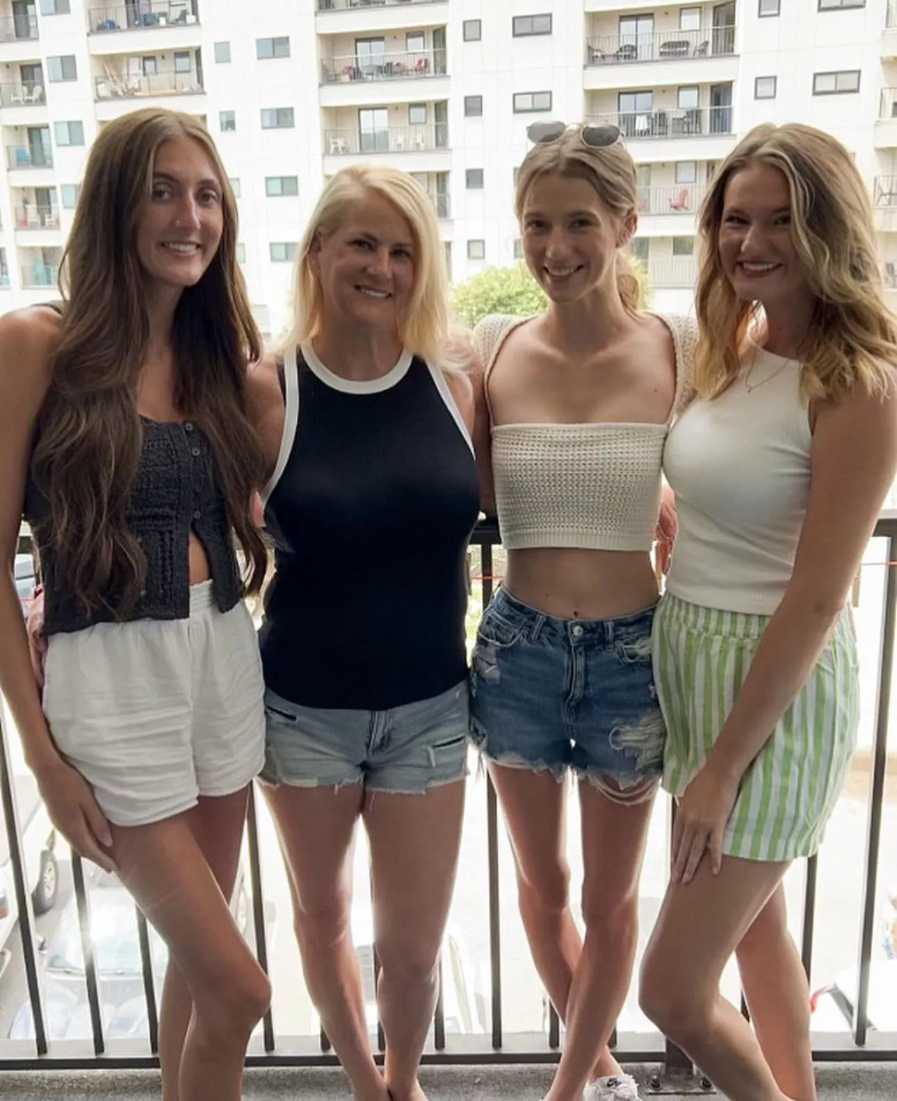 Hmmmm posted by monty00115