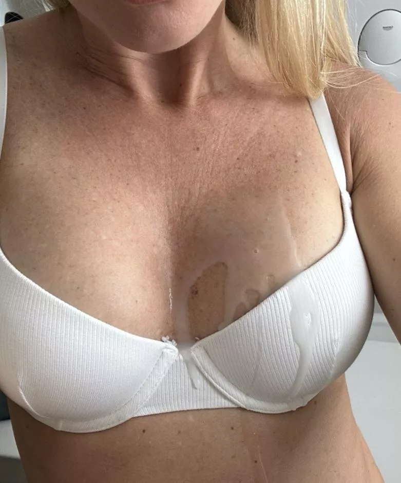 I need new cocks to cum, let's have some fun posted by _LUNA_angel