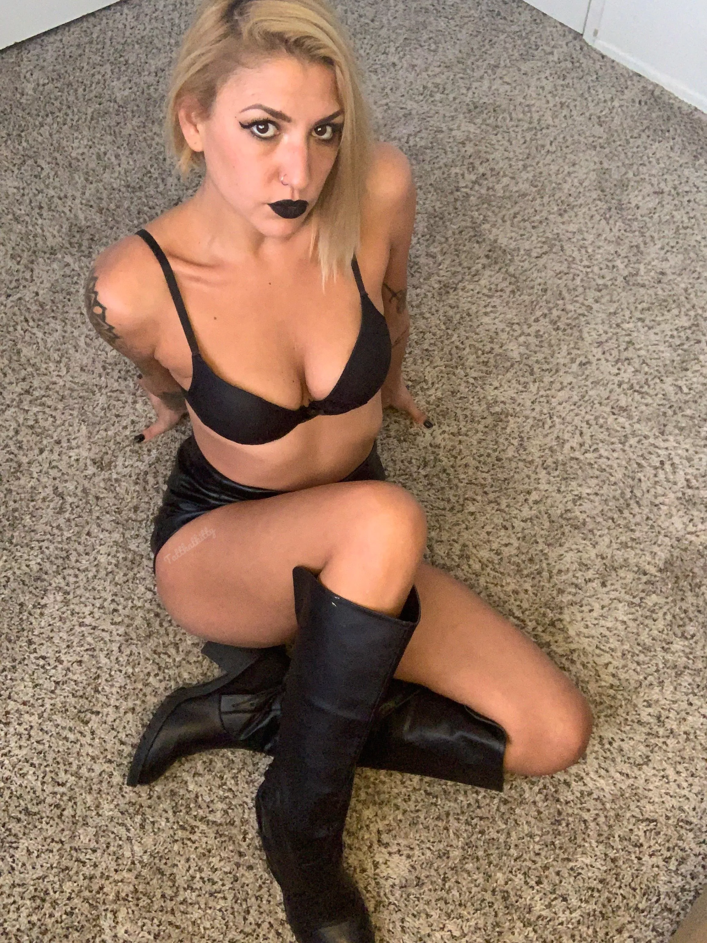 If you can throw me around in the bedroom, you can throw me around in a mosh pit  posted by tattkatkitty