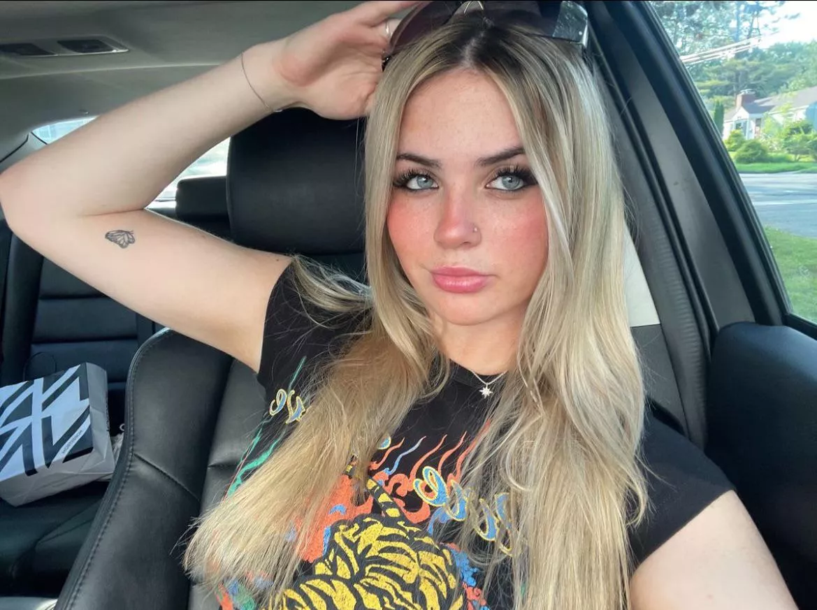 Joy Armstrong  posted by Remote-Flan-7628